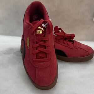 NEW PUMA Club II Size 5 Unisex Kids Red Suede Sneakers Low Top with Logo Accent